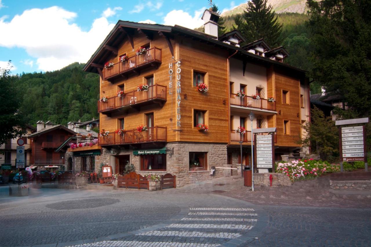 Hotel Courmayeur Exteriör bild